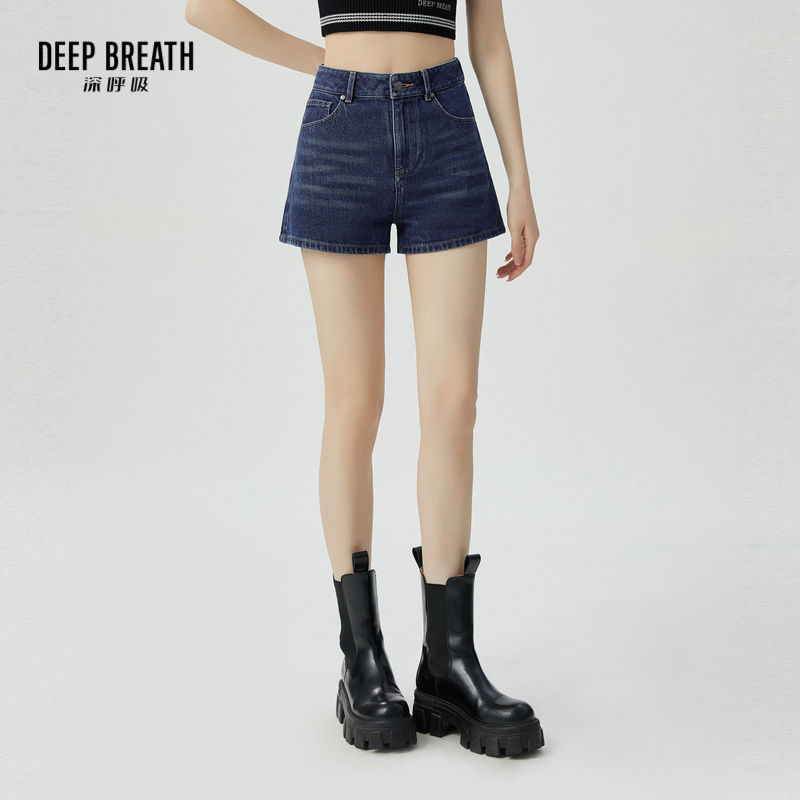 DEEP BREATH深呼吸女装 设计感后贴标高腰短款A字牛仔裤A100244
