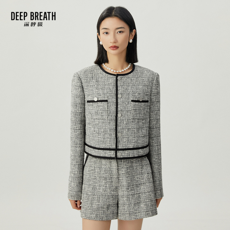 DEEP BREATH深呼吸女装 撞色小香风外套短裤套装A401126-A100353