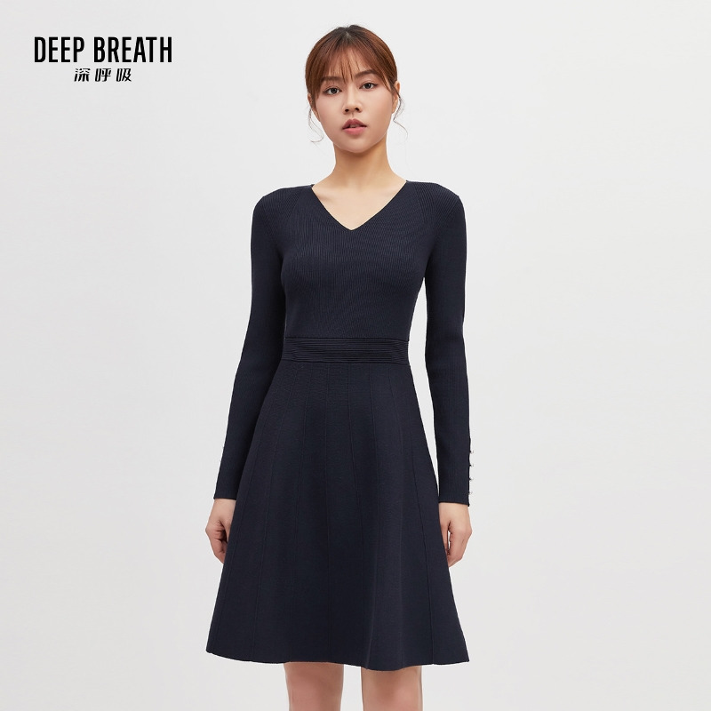 DEEP BREATH深呼吸女装 V领收腰袖口珍珠扣连衣裙A500132