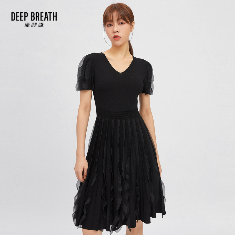 DEEP BREATH深呼吸女装 V领荷叶边纯色连衣裙A500145