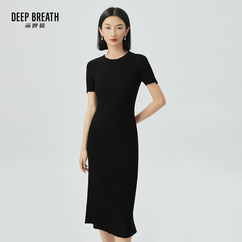 DEEP BREATH深呼吸女装  修身圆领短袖正反坑纹长裙连衣裙A500265