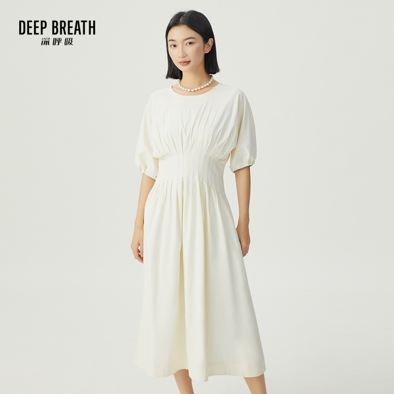 DEEP BREATH深呼吸女装 简约圆领中袖褶皱收腰连衣裙长裙A500313