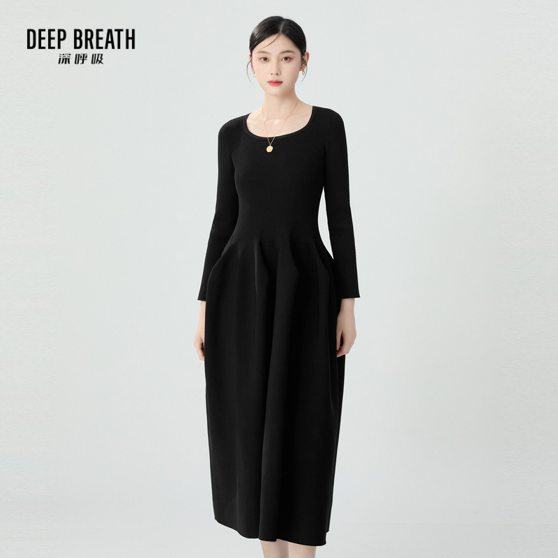 DEEP BREATH深呼吸女装 大U领长袖修身造型纯色连衣裙A500428