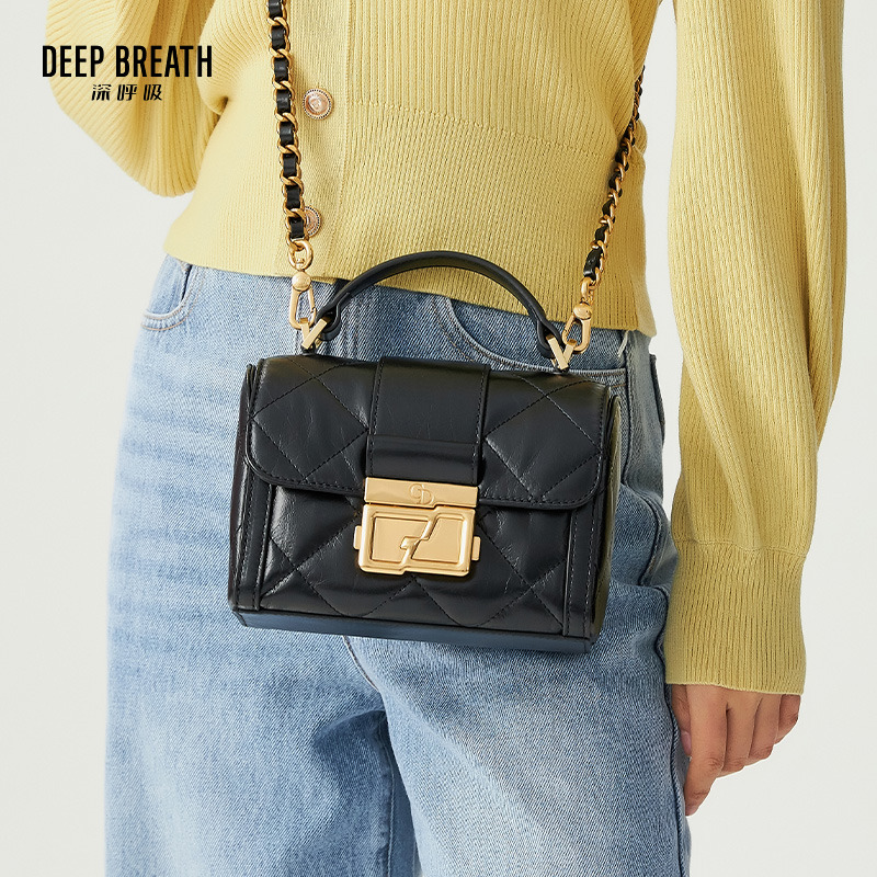 DEEP BREATH深呼吸女包 金属GD扣饰链条包包时尚通勤单肩斜挎手提包AB10239