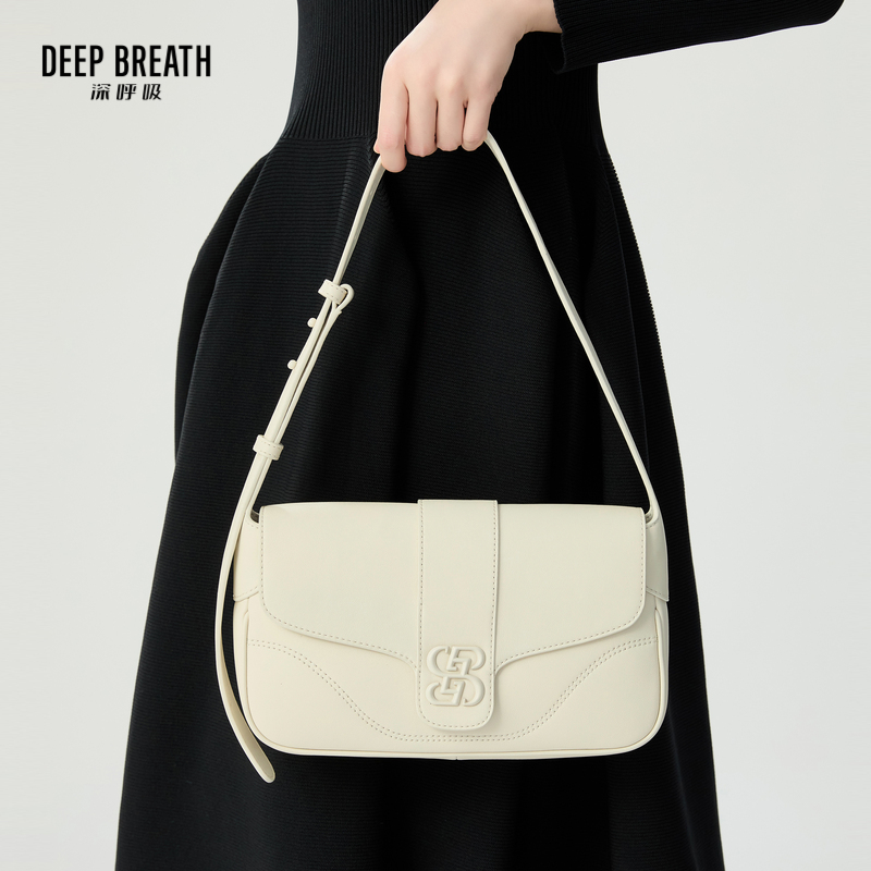 DEEP BREATH深呼吸女包 新款牛皮小花扣法棍包通勤腋下包单肩包AB10258