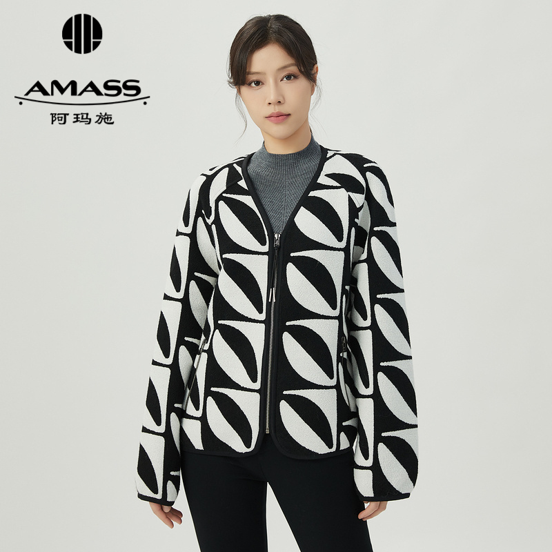 阿玛施AMASS 双面羊毛卫衣面料个性花纹V领外套5400864