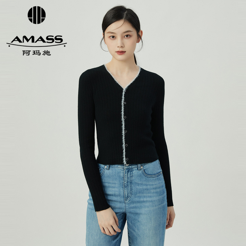 阿玛施AMASS绵羊毛V领毛边柔软竖坑条长袖素色针织开衫5499229