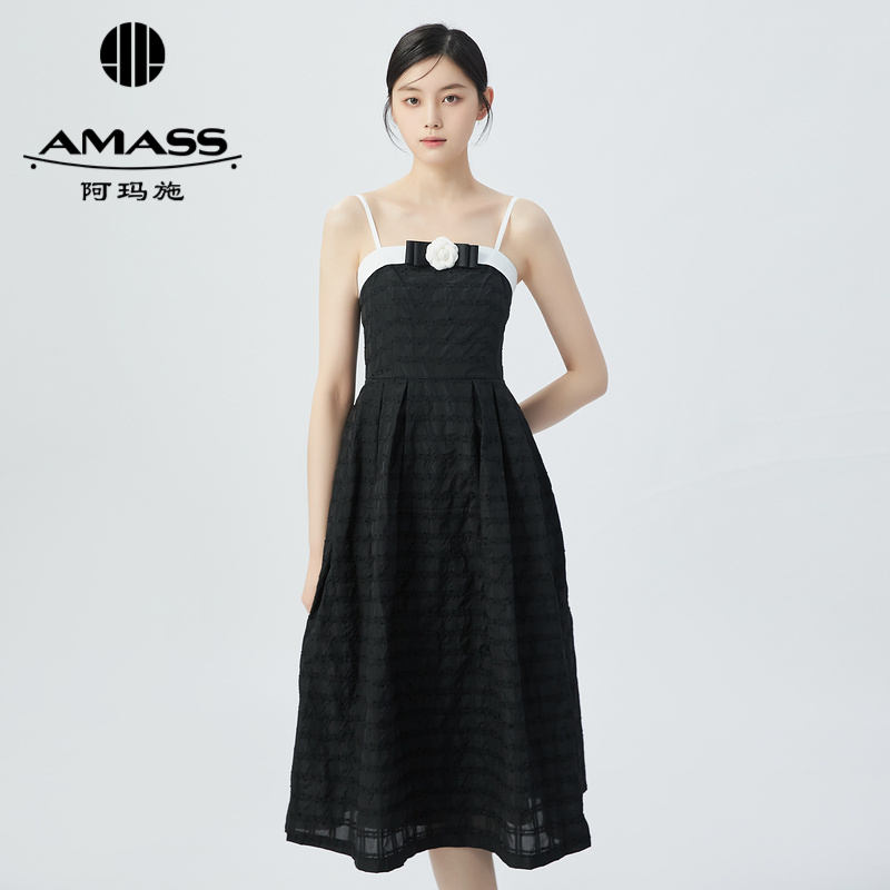 阿玛施AMASS 经典小香风肌理感中长吊带连衣裙附胸针5500512