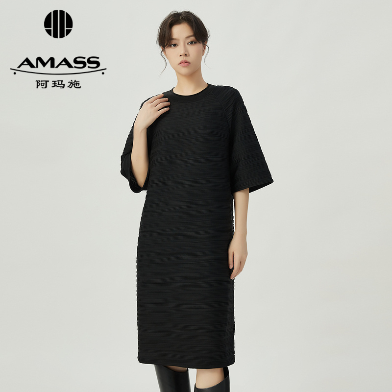 阿玛施AMASS 感圆领宽松短袖纯色连衣中裙5500520