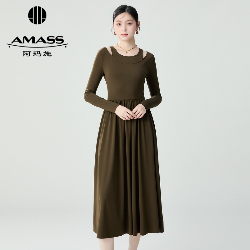 阿玛施AMASS 气质优雅露肩设计柔软感纯色洋装5500557