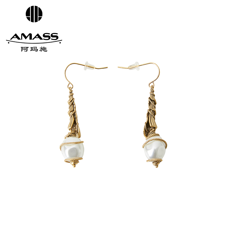 阿玛施AMASS 气质金属环绕仿珍珠吊坠镀金铜耳环耳饰590040