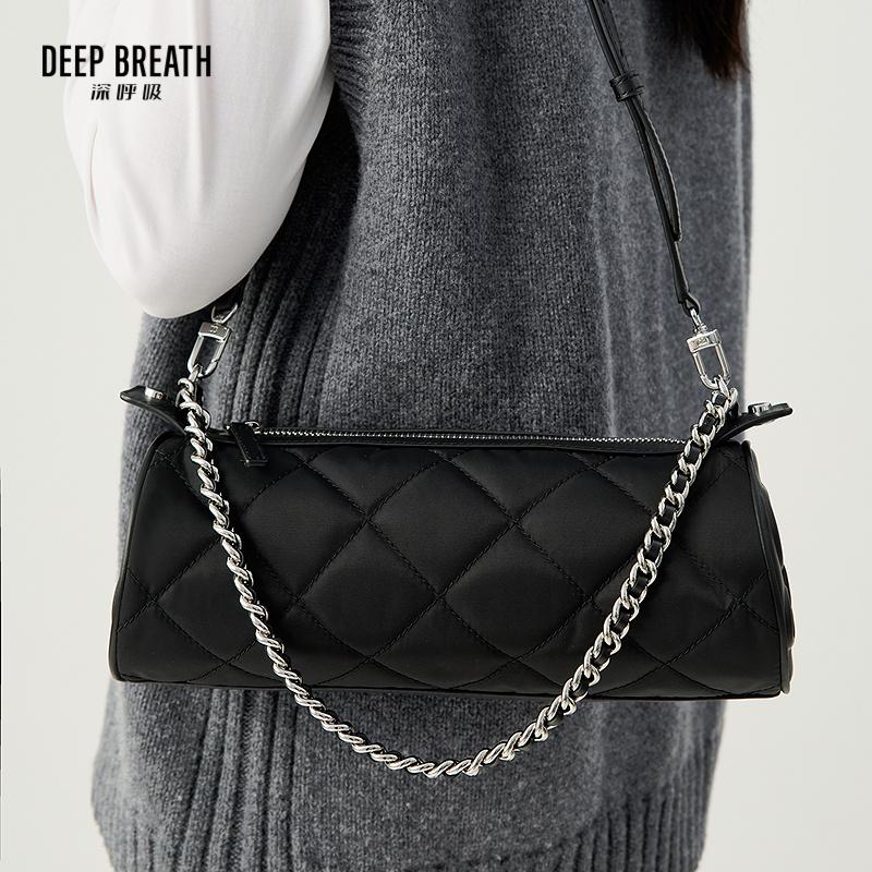 DEEP BREATH深呼吸女包 菱格充棉轻盈腊肠包链条手提单肩斜挎包AB10273